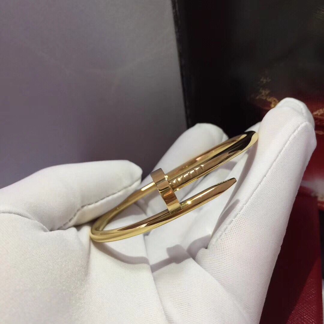 Cartier Juste Un Clou Nail All Gold Bracelet AAA Copy